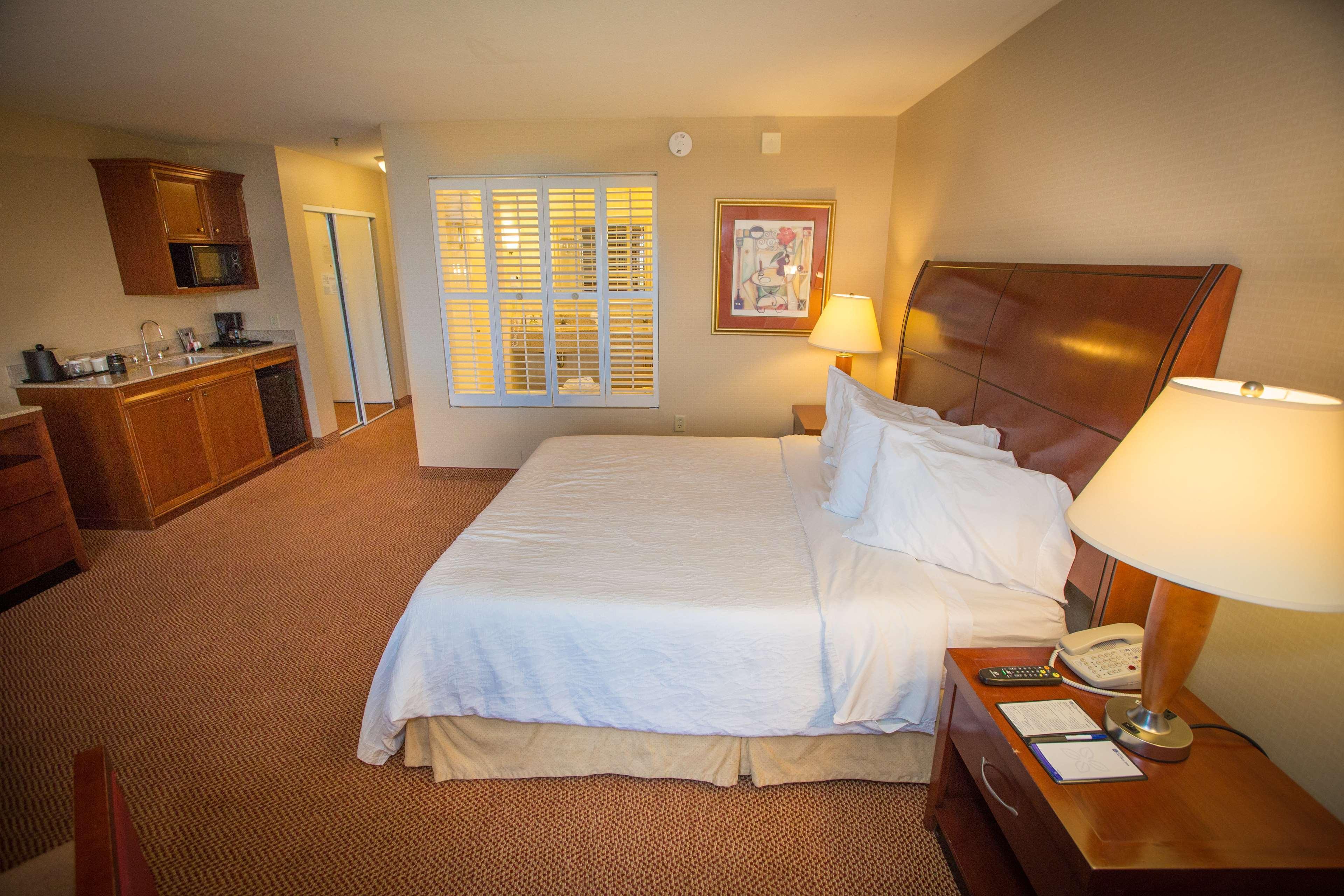 Hilton Garden Inn Montebello / Los Angeles Экстерьер фото